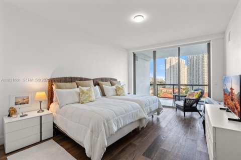 Купить кондоминиум в Авентура, Флорида 3 спальни, 211.35м2, № 2037972 - фото 21