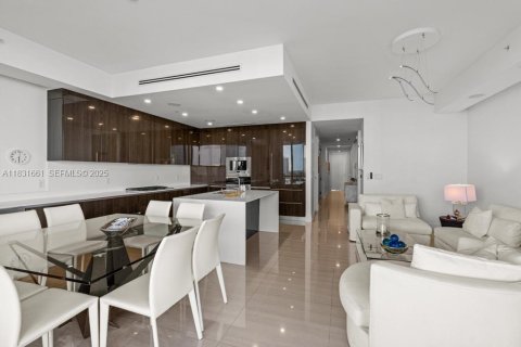 Купить кондоминиум в Авентура, Флорида 3 спальни, 211.35м2, № 2037972 - фото 20