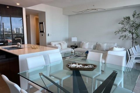 Купить кондоминиум в Авентура, Флорида 3 спальни, 211.35м2, № 2037972 - фото 14