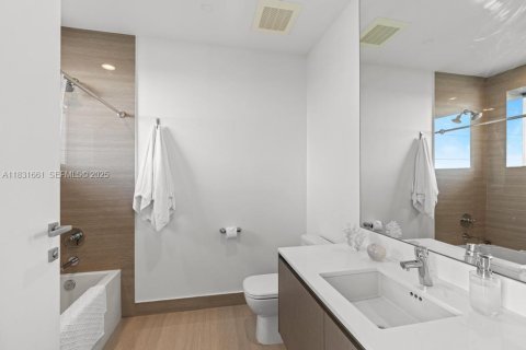Купить кондоминиум в Авентура, Флорида 3 спальни, 211.35м2, № 2037972 - фото 29