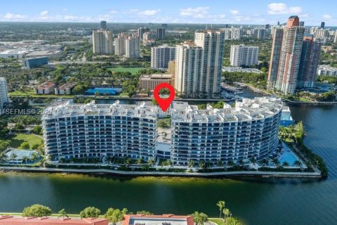 Купить кондоминиум в Авентура, Флорида 3 спальни, 211.35м2, № 2037972 - фото 4