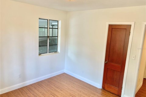 House in Gainesville, Florida 3 bedrooms, 118.54 sq.m. № 1717432 - photo 10