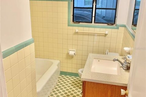 House in Gainesville, Florida 3 bedrooms, 118.54 sq.m. № 1717432 - photo 7