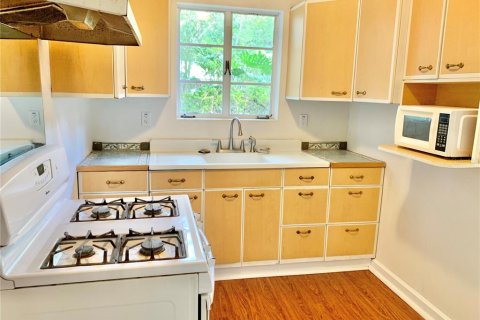 House in Gainesville, Florida 3 bedrooms, 118.54 sq.m. № 1717432 - photo 15