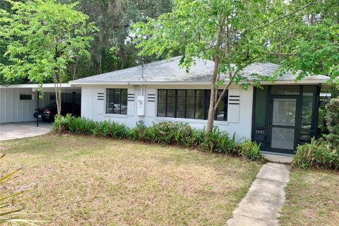 House in Gainesville, Florida 3 bedrooms, 118.54 sq.m. № 1717432 - photo 1