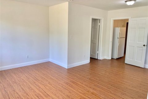 House in Gainesville, Florida 3 bedrooms, 118.54 sq.m. № 1717432 - photo 5