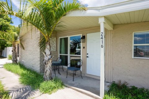 House in Bradenton, Florida 3 bedrooms, 118.54 sq.m. № 1810614 - photo 6