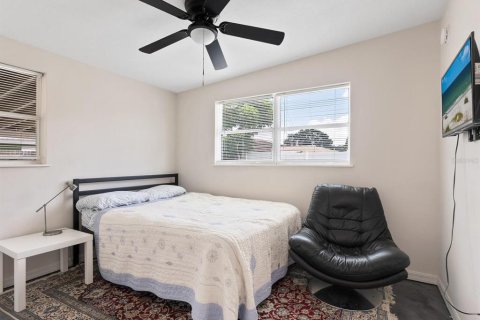 House in Bradenton, Florida 3 bedrooms, 118.54 sq.m. № 1810614 - photo 24