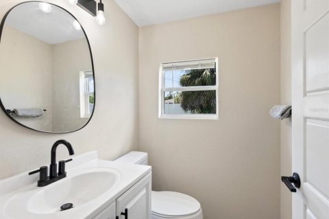 House in Bradenton, Florida 3 bedrooms, 118.54 sq.m. № 1810614 - photo 20