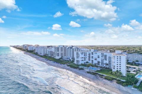 Copropriété à louer à Highland Beach, Floride: 2 chambres, 91.79 m2 № 1068275 - photo 1