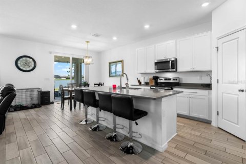 Villa ou maison à vendre à Riverview, Floride: 4 chambres, 249.26 m2 № 1616393 - photo 3