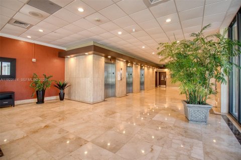 Copropriété à louer à Sunny Isles Beach, Floride: 1 chambre, 65.5 m2 № 1984512 - photo 8