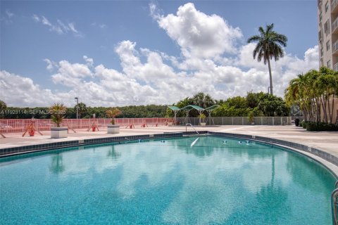 Copropriété à louer à Sunny Isles Beach, Floride: 1 chambre, 65.5 m2 № 1984512 - photo 14
