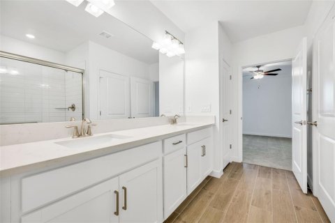 Townhouse in Wimauma, Florida 2 bedrooms, 130.62 sq.m. № 1516374 - photo 27