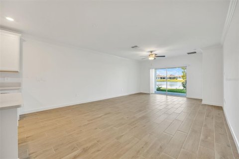 Townhouse in Wimauma, Florida 2 bedrooms, 130.62 sq.m. № 1516374 - photo 15