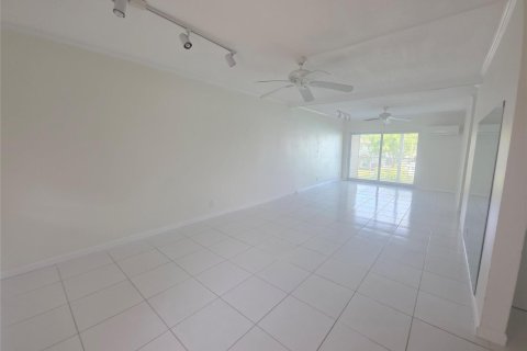 Condominio en venta en Lighthouse Point, Florida, 1 dormitorio, 52.03 m2 № 2183653 - foto 8