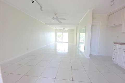 Condominio en venta en Lighthouse Point, Florida, 1 dormitorio, 52.03 m2 № 2183653 - foto 10