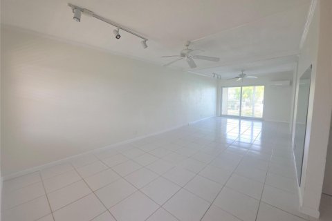 Condominio en venta en Lighthouse Point, Florida, 1 dormitorio, 52.03 m2 № 2183653 - foto 9