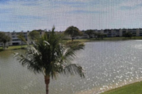 Condominio en alquiler en Boca Raton, Florida, 2 dormitorios, 83.24 m2 № 1040698 - foto 1
