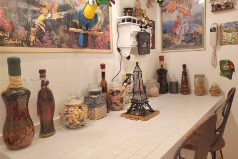 Купить кондоминиум в Санни-Айлс-Бич, Флорида 1 спальня, 70.79м2, № 1893329 - фото 9