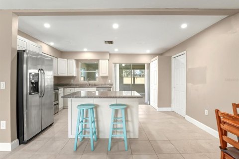 Villa ou maison à vendre à Venice, Floride: 2 chambres, 114.83 m2 № 2438483 - photo 7
