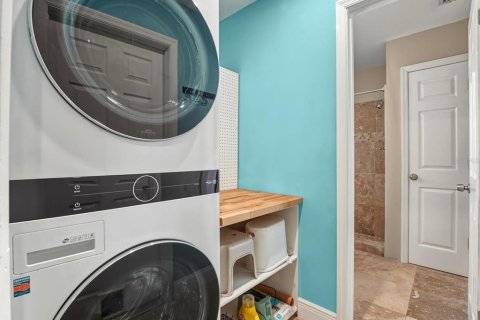 Villa ou maison à vendre à Venice, Floride: 2 chambres, 114.83 m2 № 2438483 - photo 29