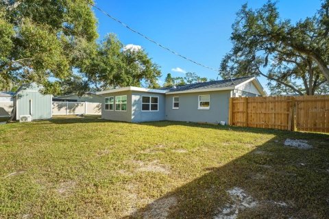 Villa ou maison à vendre à Venice, Floride: 2 chambres, 114.83 m2 № 2438483 - photo 24