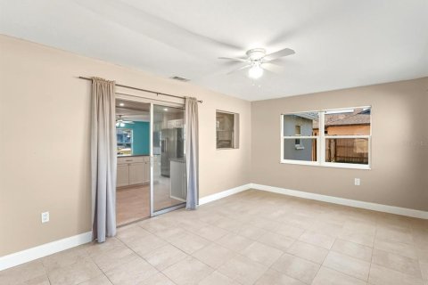 Villa ou maison à vendre à Venice, Floride: 2 chambres, 114.83 m2 № 2438483 - photo 20