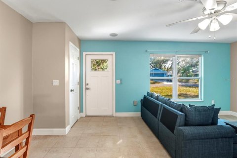 Villa ou maison à vendre à Venice, Floride: 2 chambres, 114.83 m2 № 2438483 - photo 11