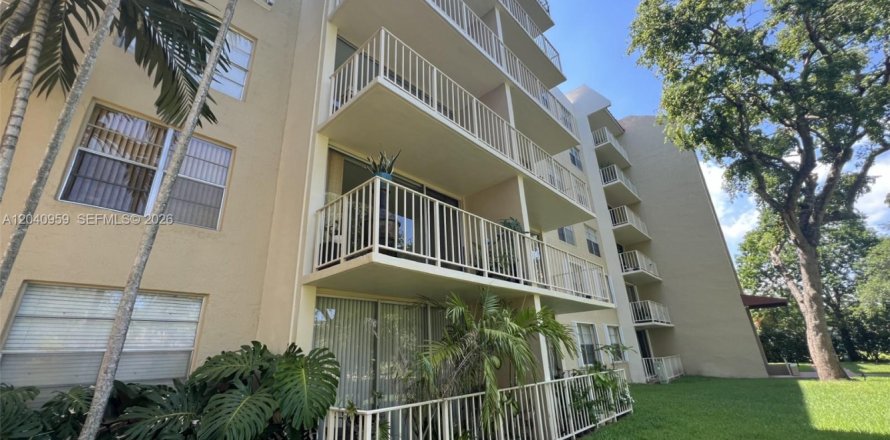 Condo à Miami, Floride, 1 chambre  № 2184173