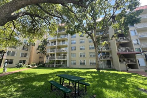 Copropriété à louer à Miami, Floride: 1 chambre, 78.04 m2 № 2184173 - photo 16
