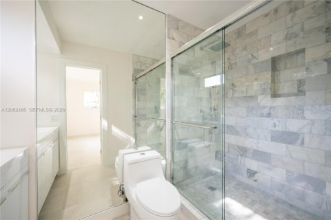 Casa en venta en Pembroke Pines, Florida, 4 dormitorios, 196.02 m2 № 2266053 - foto 24