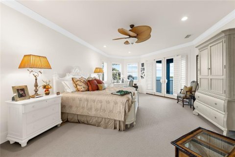 House in Longboat Key, Florida 4 bedrooms, 418.71 sq.m. № 2115384 - photo 19