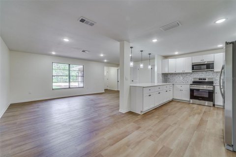 House in Spring Hill, Florida 3 bedrooms, 174.1 sq.m. № 1618048 - photo 12