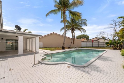 Купить виллу или дом в Майами, Флорида 4 спальни, 188.5м2, № 1704790 - фото 24