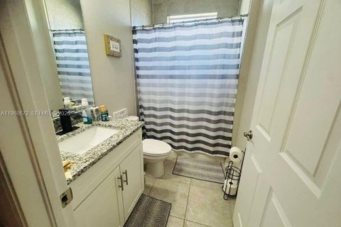 House in LaBelle, Florida 3 bedrooms № 2023497 - photo 9