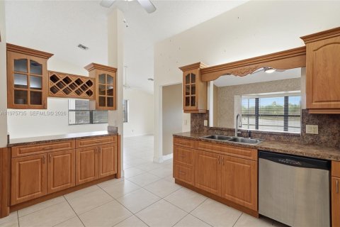 Villa ou maison à vendre à Davie, Floride: 3 chambres, 190.91 m2 № 2040448 - photo 21