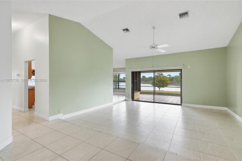 Villa ou maison à vendre à Davie, Floride: 3 chambres, 190.91 m2 № 2040448 - photo 6