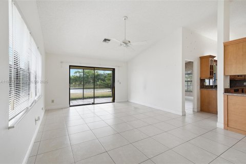 Villa ou maison à vendre à Davie, Floride: 3 chambres, 190.91 m2 № 2040448 - photo 27