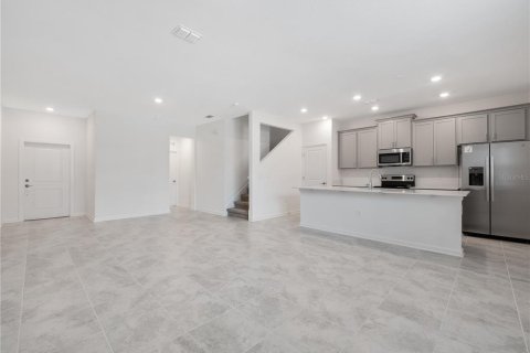 Touwnhouse à louer à Kissimmee, Floride: 4 chambres, 185.8 m2 № 2150534 - photo 3