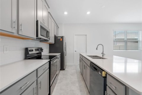 Touwnhouse à louer à Kissimmee, Floride: 4 chambres, 185.8 m2 № 2150534 - photo 6