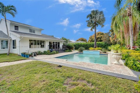 Casa en venta en Cutler Bay, Florida, 6 dormitorios, 345.41 m2 № 1698771 - foto 23