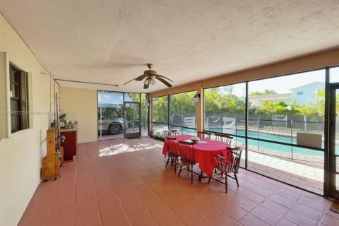 Casa en venta en Palmetto Bay, Florida, 3 dormitorios, 182.46 m2 № 1848326 - foto 18