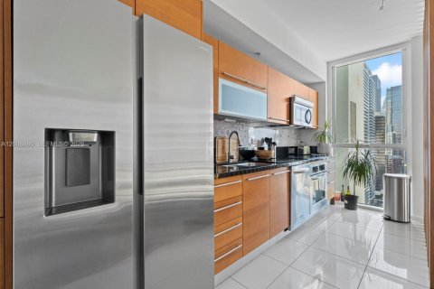 Condo in Miami, Florida, 1 bedroom № 2072071 - photo 13