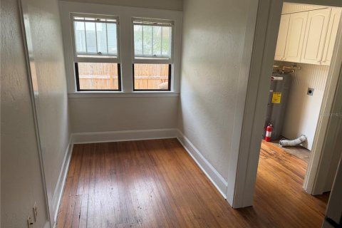 Immobilier commercial à vendre à Sarasota, Floride: 32 chambres, 344.2 m2 № 2215253 - photo 7