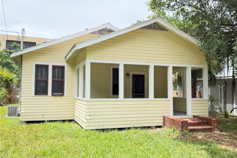 Immobilier commercial à vendre à Sarasota, Floride: 32 chambres, 344.2 m2 № 2215253 - photo 4