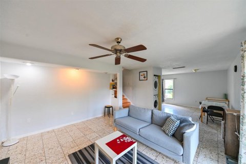 Condo in Tampa, Florida, 2 bedrooms  № 1874123 - photo 10