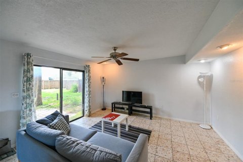 Condo in Tampa, Florida, 2 bedrooms  № 1874123 - photo 14
