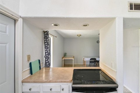 Condo in Tampa, Florida, 2 bedrooms  № 1874123 - photo 6