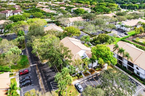 Condo in Boynton Beach, Florida, 3 bedrooms № 2260309 - photo 29